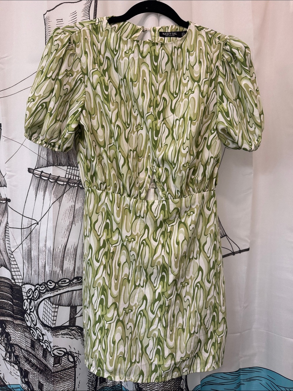 Nasty Gal Green & Cream Swirl Puff Sleeve Mini Dress